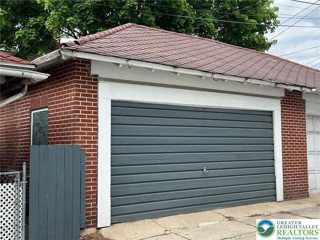 1546 West CHEW Street, Allentown City, PA 18102
