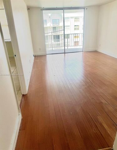 494 NW 165th St Rd C-508, Miami, FL 33169