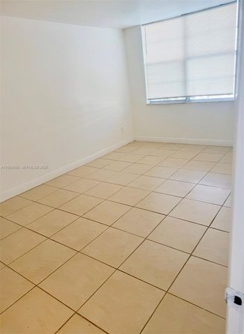 494 NW 165th St Rd C-508, Miami, FL 33169