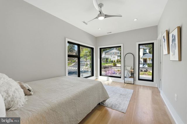 2211 MILITARY RD, Arlington, VA 22207