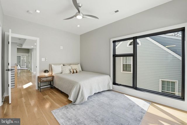 2211 MILITARY RD, Arlington, VA 22207