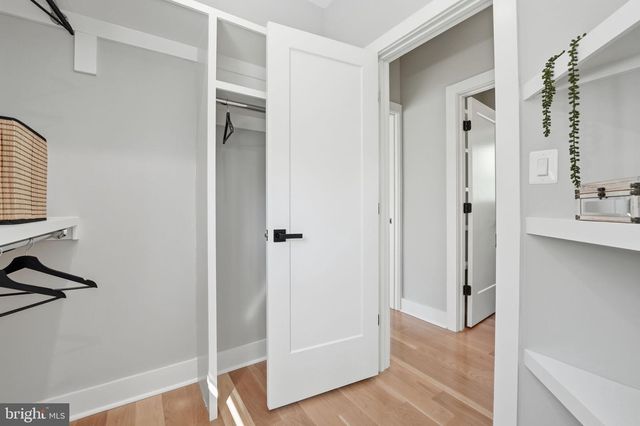 2211 MILITARY RD, Arlington, VA 22207