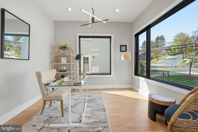 2211 MILITARY RD, Arlington, VA 22207