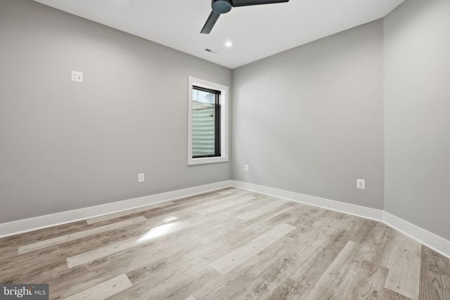 2211 MILITARY RD, Arlington, VA 22207