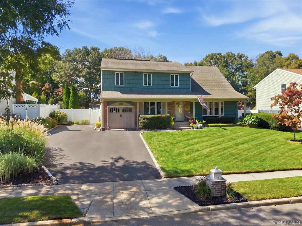 65 Hilden Street, Kings Park, NY 11754 — photo 2
