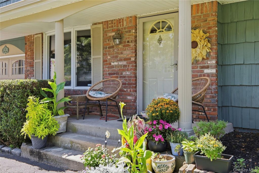 65 Hilden Street, Kings Park, NY 11754 — photo 3