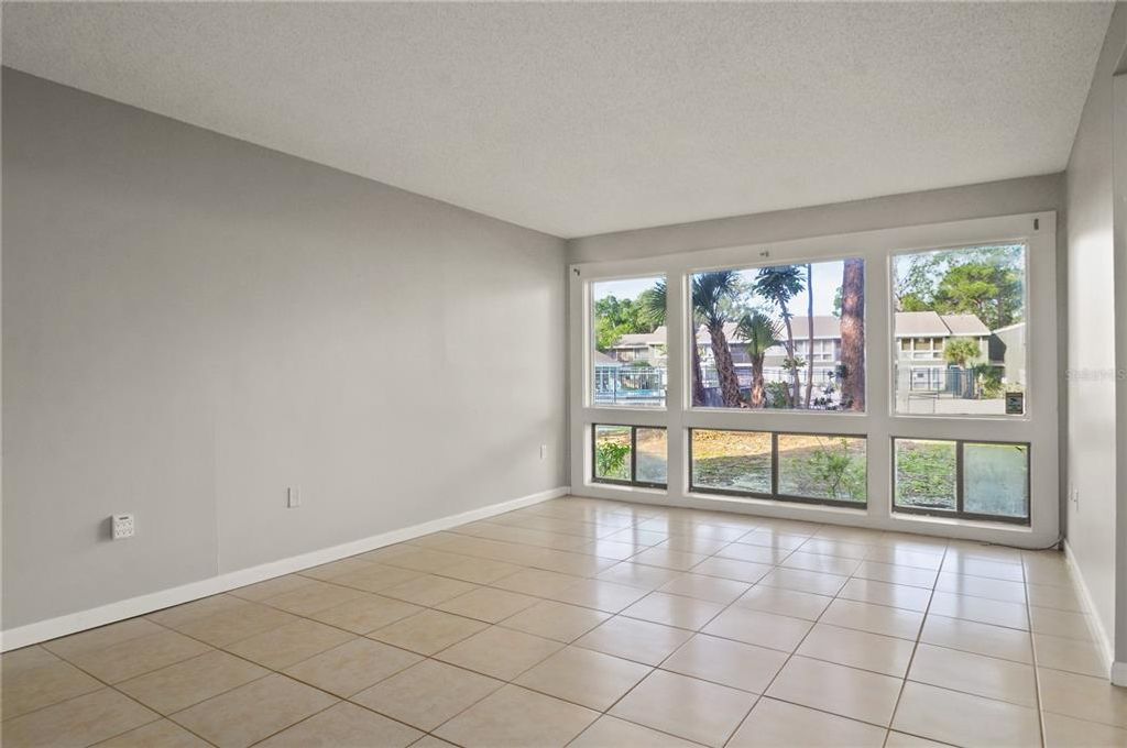 Image 11 of property listing at 5957 WINDHOVER DRIVE C03, Orlando, FL 32819