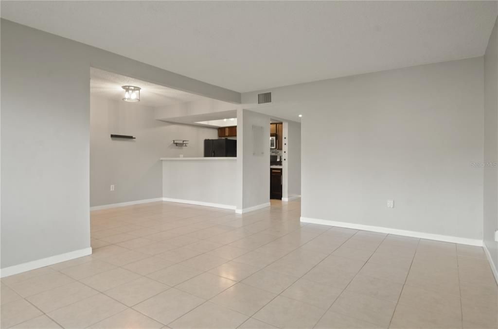 Image 12 of property listing at 5957 WINDHOVER DRIVE C03, Orlando, FL 32819