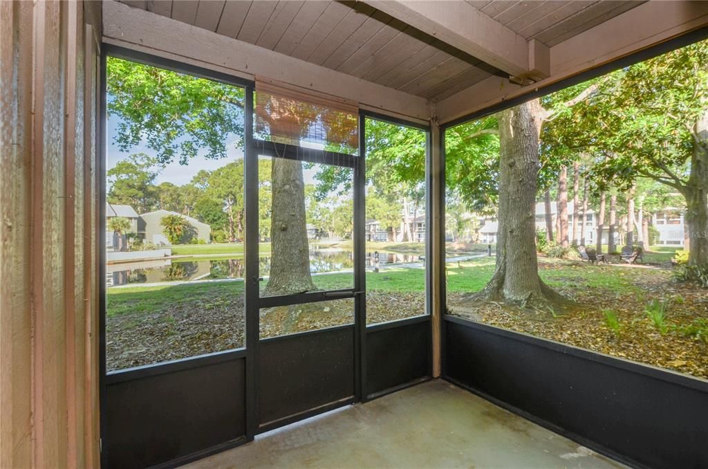 Image 13 of property listing at 5957 WINDHOVER DRIVE C03, Orlando, FL 32819