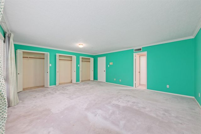 2220 Welch Street, Houston, TX 77019