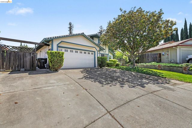 1621 Ponderosa Dr, Oakley, CA 94561