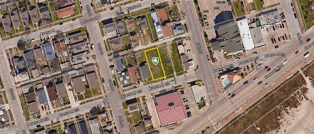 2914 Avenue R 12, Galveston, TX 77550