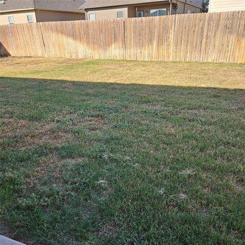 613 Donegal LN, Georgetown, TX 78626