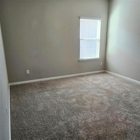 613 Donegal LN, Georgetown, TX 78626