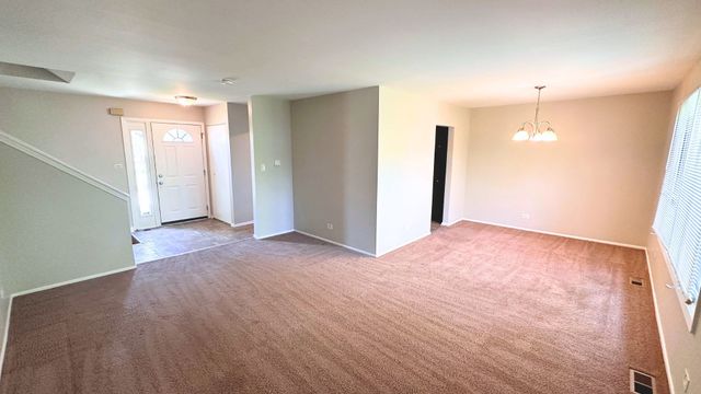 123 Oriole Road, Matteson, IL 60443