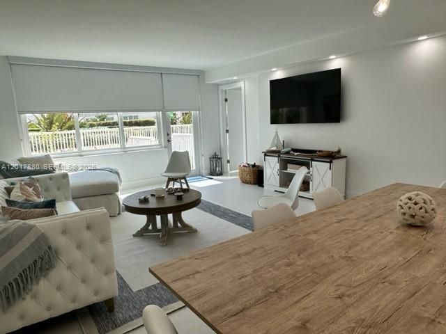 5401 Collins Ave 128, Miami Beach, FL 33140