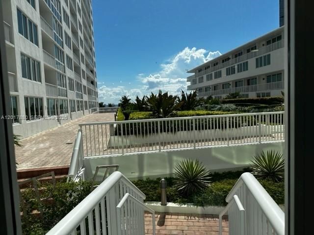 5401 Collins Ave 128, Miami Beach, FL 33140