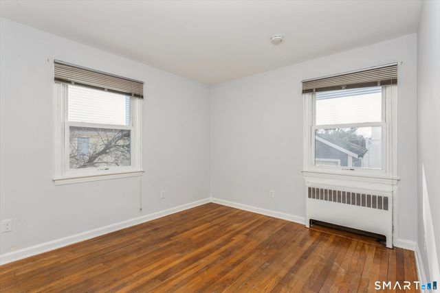 8 Reynolds Place, Greenwich, CT 06831