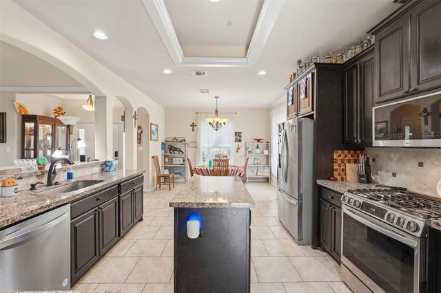 2610 18th Street N, Texas City, TX 77590