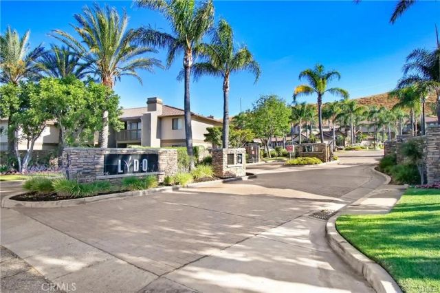 1265 Kendall 1511, San Bernardino, CA 92407