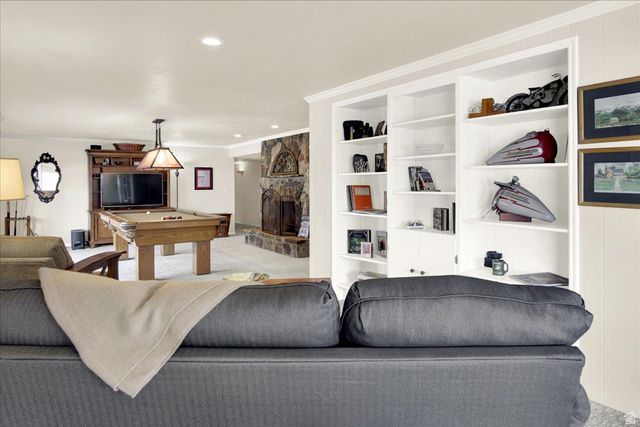 1812 E BEUS DR, Ogden, UT 84403