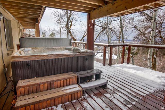 1812 E BEUS DR, Ogden, UT 84403