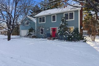 4 Myrna Rd, Lexington, MA 02421
