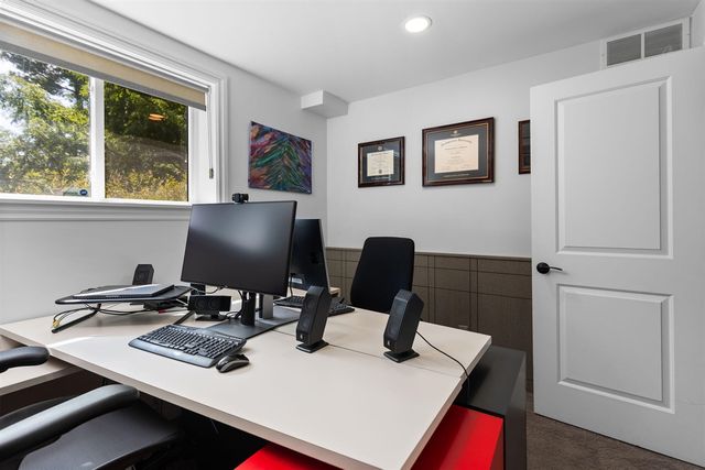 2776 Daleview Drive, Ann Arbor, MI 48105