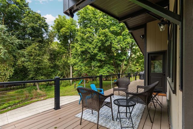 2776 Daleview Drive, Ann Arbor, MI 48105