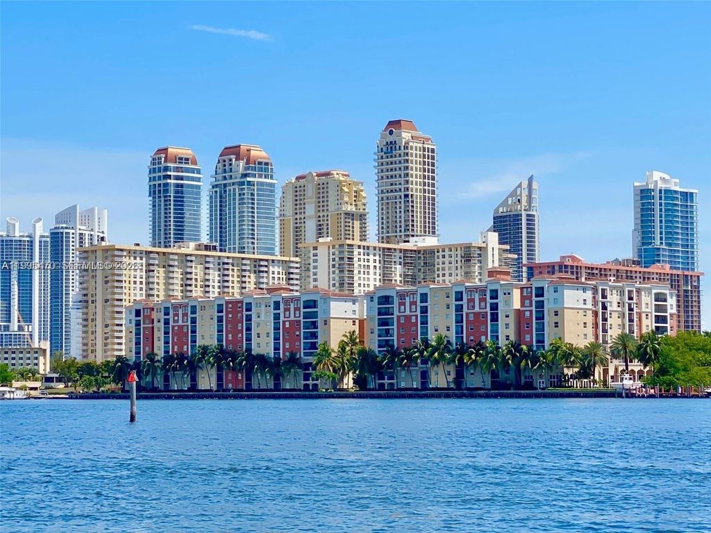 17100 N Bay Rd 1604, Sunny Isles Beach, FL 33160