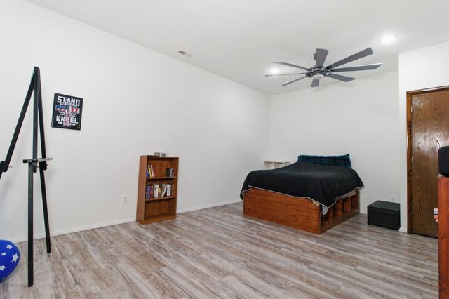 8008 County Road 5090, West Plains, MO 65775