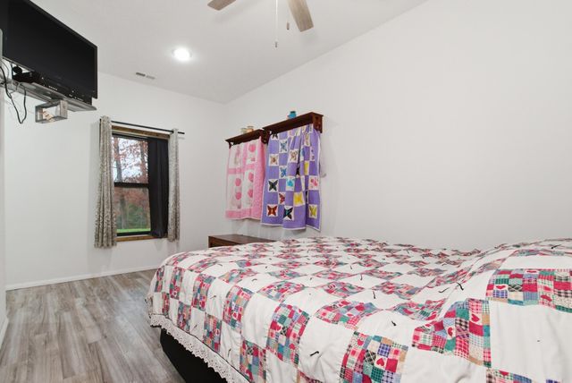 8008 County Road 5090, West Plains, MO 65775