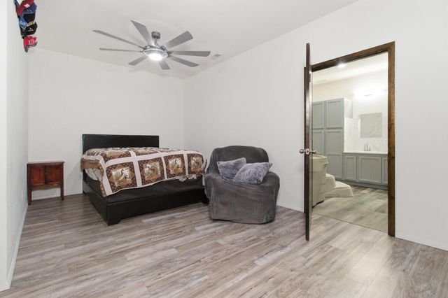 8008 County Road 5090, West Plains, MO 65775