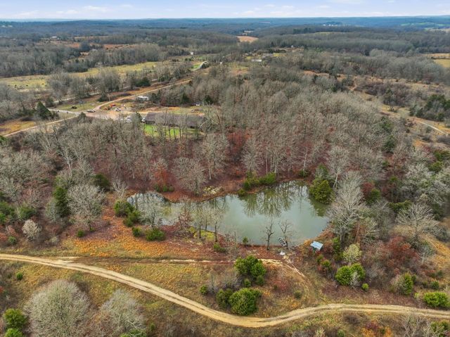 8008 County Road 5090, West Plains, MO 65775