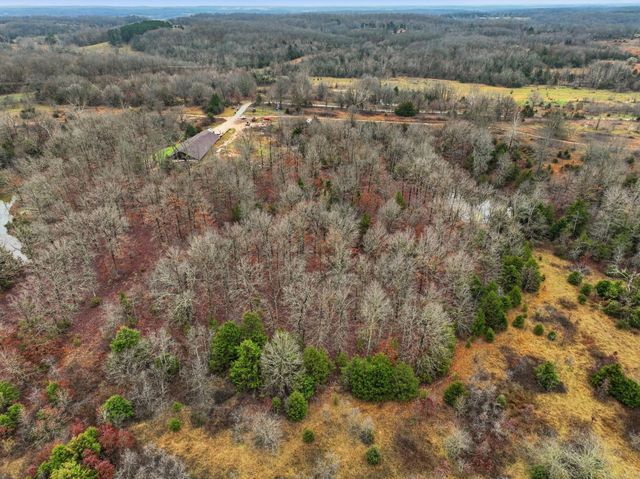 8008 County Road 5090, West Plains, MO 65775