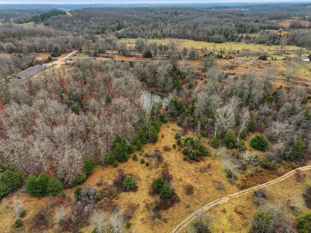 8008 County Road 5090, West Plains, MO 65775