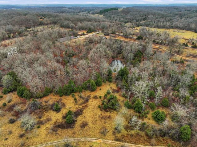 8008 County Road 5090, West Plains, MO 65775