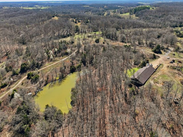 8008 County Road 5090, West Plains, MO 65775