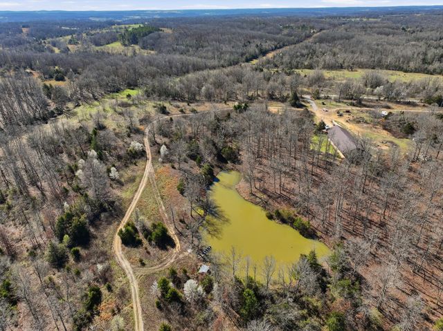 8008 County Road 5090, West Plains, MO 65775