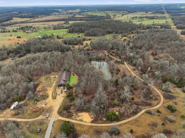 8008 County Road 5090, West Plains, MO 65775