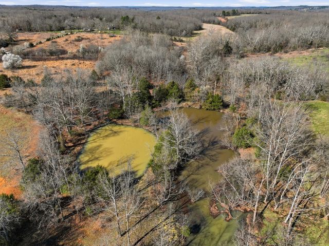 8008 County Road 5090, West Plains, MO 65775