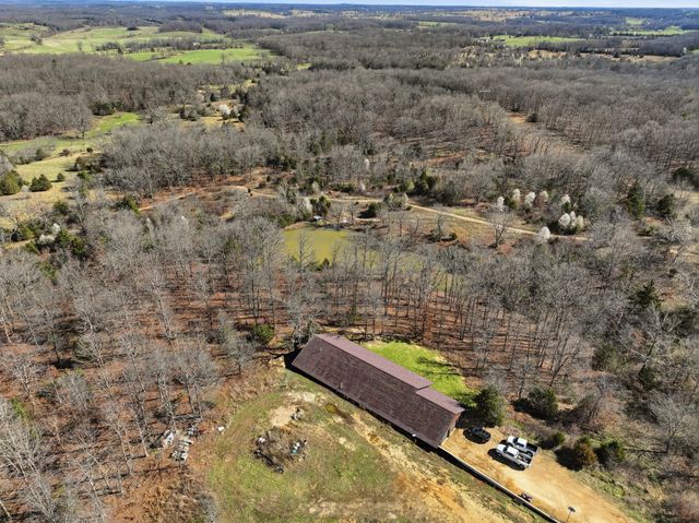 8008 County Road 5090, West Plains, MO 65775