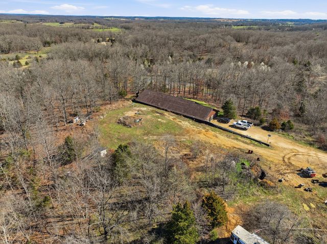 8008 County Road 5090, West Plains, MO 65775