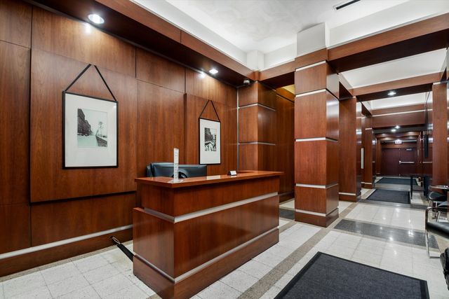 5 E 14th Place 602, Chicago, IL 60605