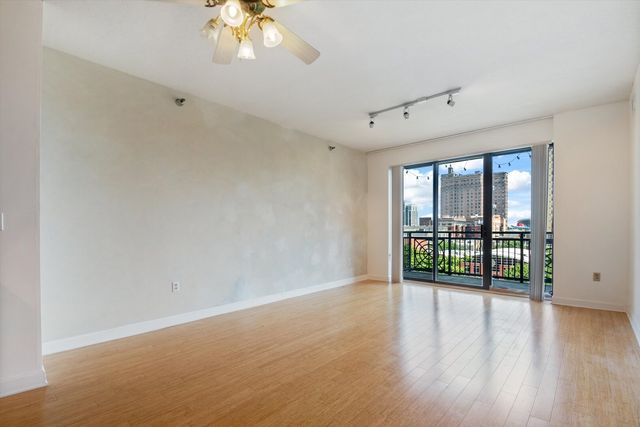 5 E 14th Place 602, Chicago, IL 60605