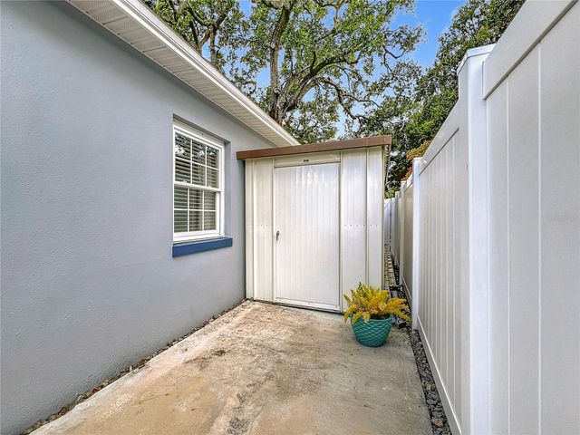 3201 MELTON STREET N, St Petersburg, FL 33703