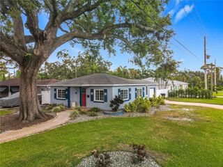 3201 MELTON STREET N, St Petersburg, FL 33703