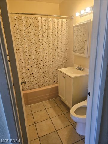 1388 East Desert Inn Road 2, Las Vegas, NV 89169