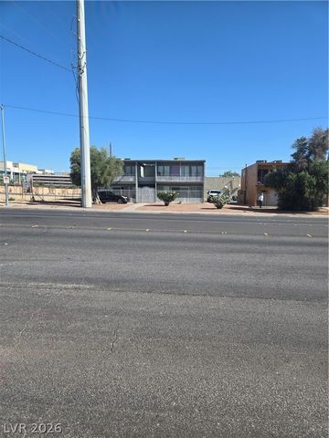 1388 East Desert Inn Road 2, Las Vegas, NV 89169
