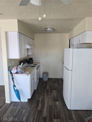 1388 East Desert Inn Road 2, Las Vegas, NV 89169